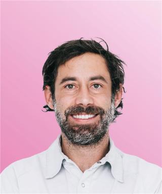 Dr Ignacio Sanz